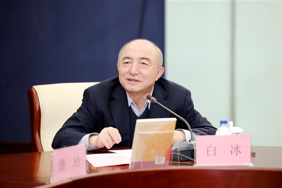 F:桌面王勇英作品研讨会新闻稿王勇英作品研讨会新闻稿照片白冰.jpg