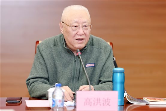 F:桌面王勇英作品研讨会新闻稿王勇英作品研讨会新闻稿照片高洪波.jpg